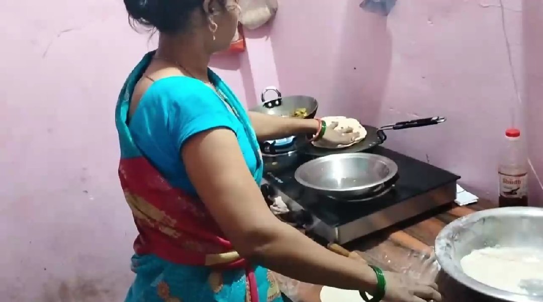 Nirmal bhabhi in Kitchen 